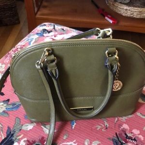Annie Klein used Green Purse